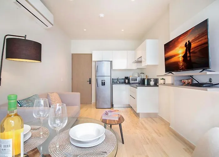 1br Prime Location With Ocean View Rooftop & Pool * Playa del Carmen
