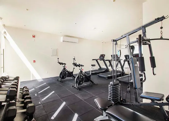 1br Prime Location With Ocean View Rooftop & Pool *